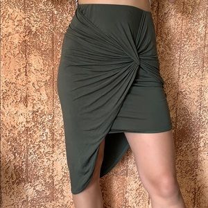 Skirt green